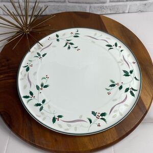 Christopher Stuart Holiday Splendor Cake Plate 13"